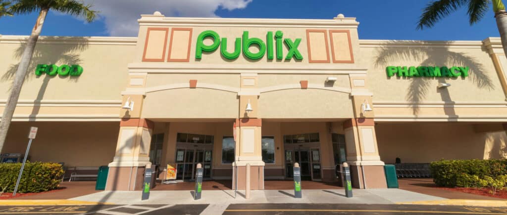 A Publix grocery storefront