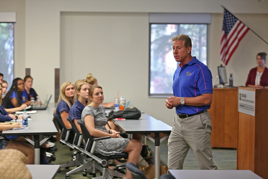 Steve Weiss speaking at the Poe Business Ethics Center. 
