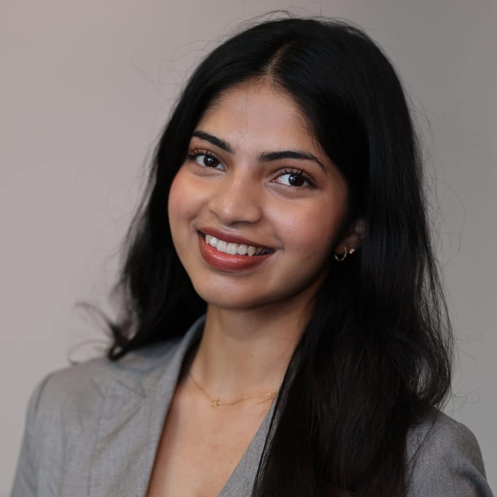 Tejashree Vijay headshot smiling