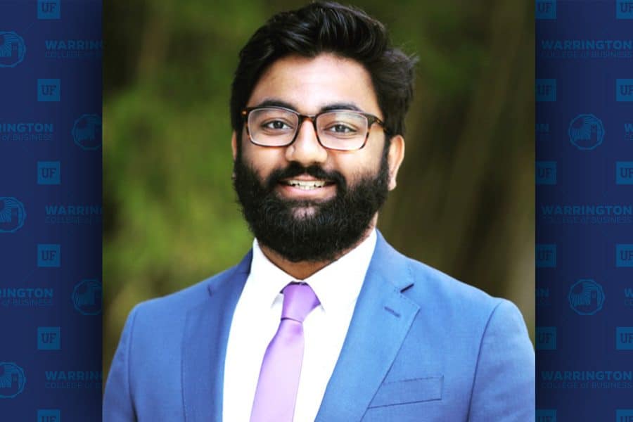 Eashwar Nagaraj smiling in his headshot